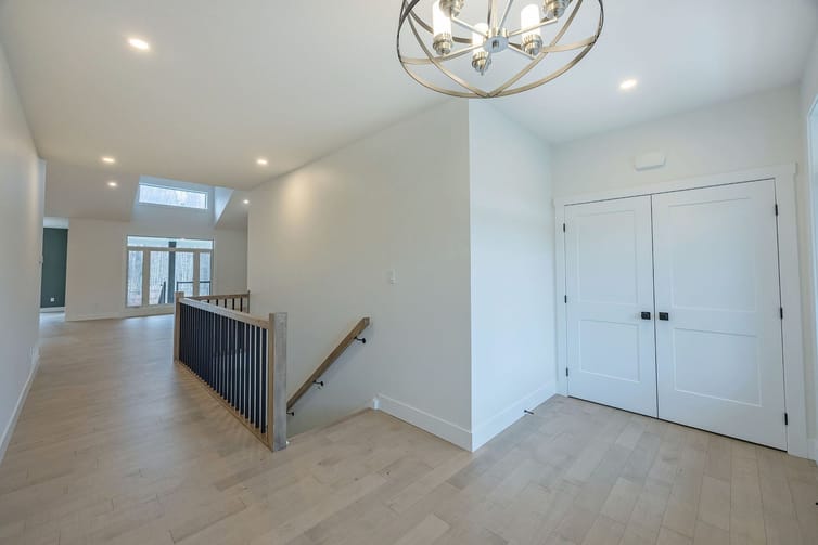 Custom Home 11 — photo 3 of 12
