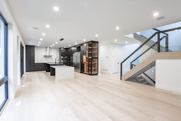Custom Home 9 — photo 7 of 12