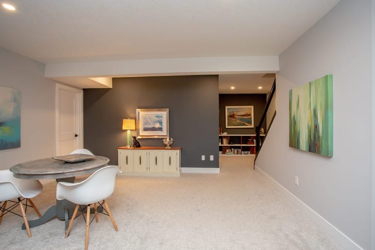 Custom Home 1 — photo 8 of 12