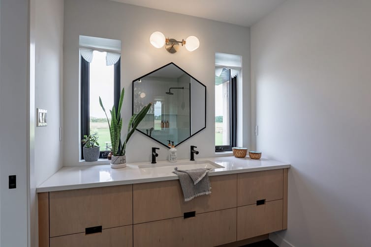 Custom Home 7 — photo 10 of 12
