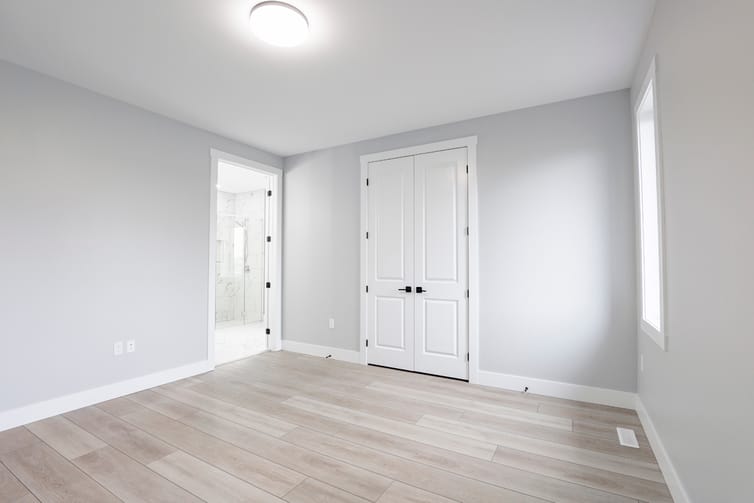 Custom Home 13 — photo 10 of 12