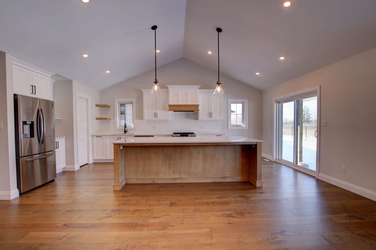 Custom Home 3 — photo 4 of 12